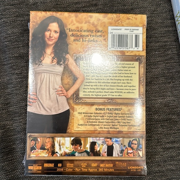 NEW UNOPENED - Weeds Seasons 1-4 DVDs - Picture 5 of 9